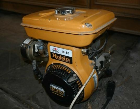 Robin EH12 benzinemotor, Pro OHV, weinig draaiuren, Ophalen, Zo goed als nieuw, Benzinemotor, 1800 rpm of meer