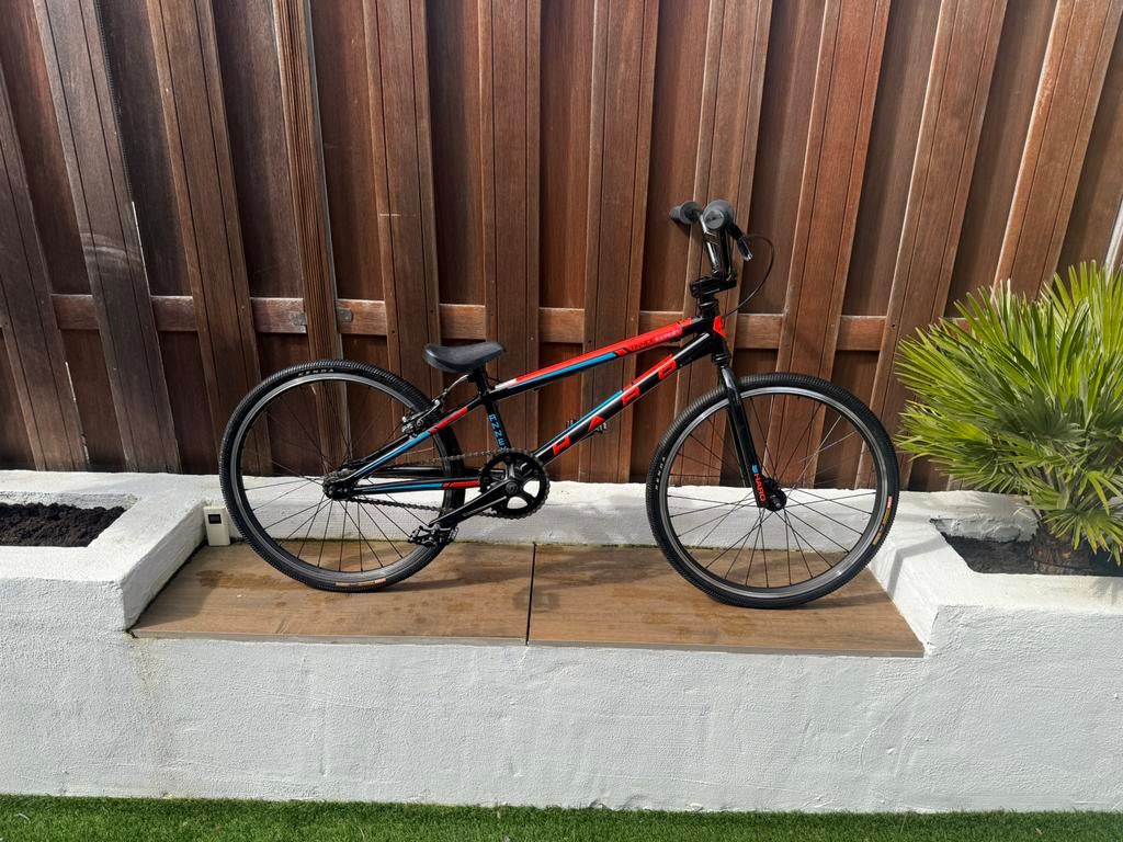 BMX fiets HARO ZGAN ✅, Fietsen en Brommers, Fietsen | Crossfietsen en BMX, Ophalen, Zo goed als nieuw, Aluminium