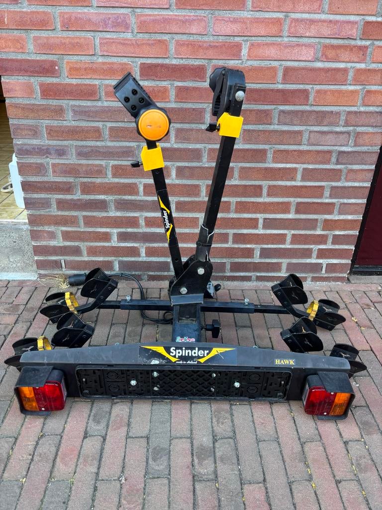 Spinder Hawk fietsendrager voor 2 fietsen, kantelbaar, Ophalen of Verzenden, 2 fietsen, Gebruikt, Trekhaakdrager