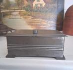 Antiek Artdeco Tin sigaretten kistje.
Of voor je sieraden e., Ophalen of Verzenden