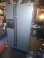 Grote Amerikaanse Koelkast met IJsblokjesmachine, Gebruikt, 200 liter of meer, 60 cm of meer, Met aparte vriezer