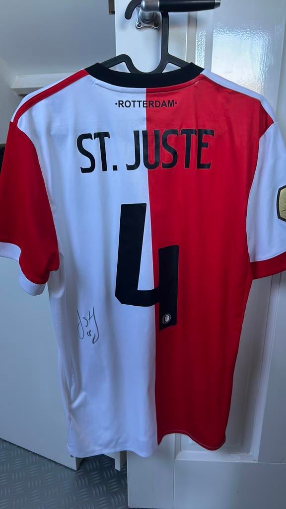 Gesigneerd St.Juste Feyenoord shirt, Verzenden, Zo goed als nieuw, Feyenoord, Shirt