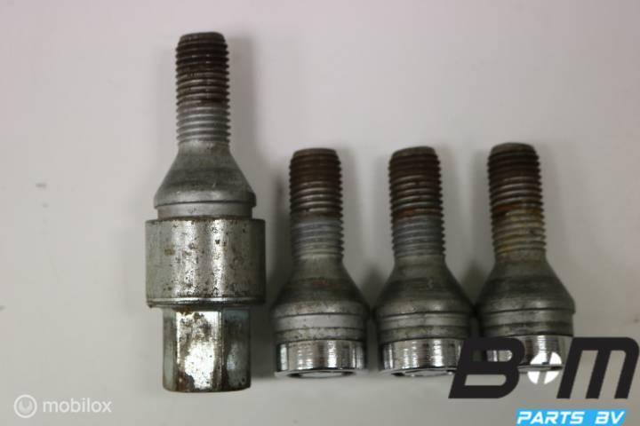Set slotbouten VW Lupo, Auto-onderdelen, Banden en Velgen, Gebruikt, Band(en)