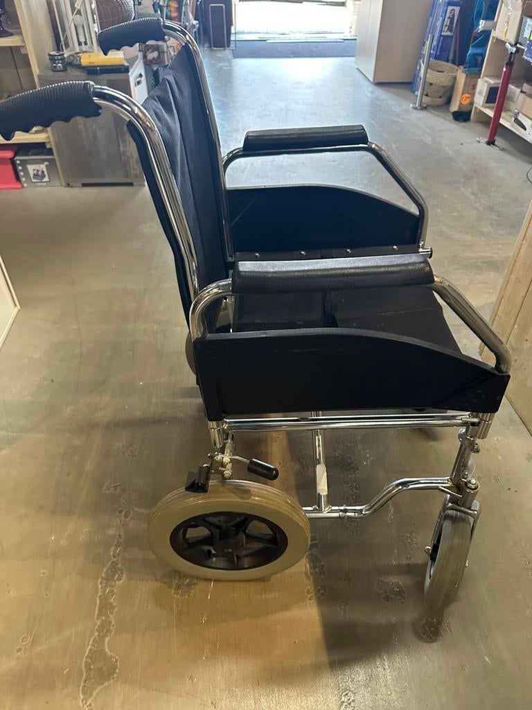Rolstoel €60, Ophalen of Verzenden, Zo goed als nieuw, X, Duwrolstoel
