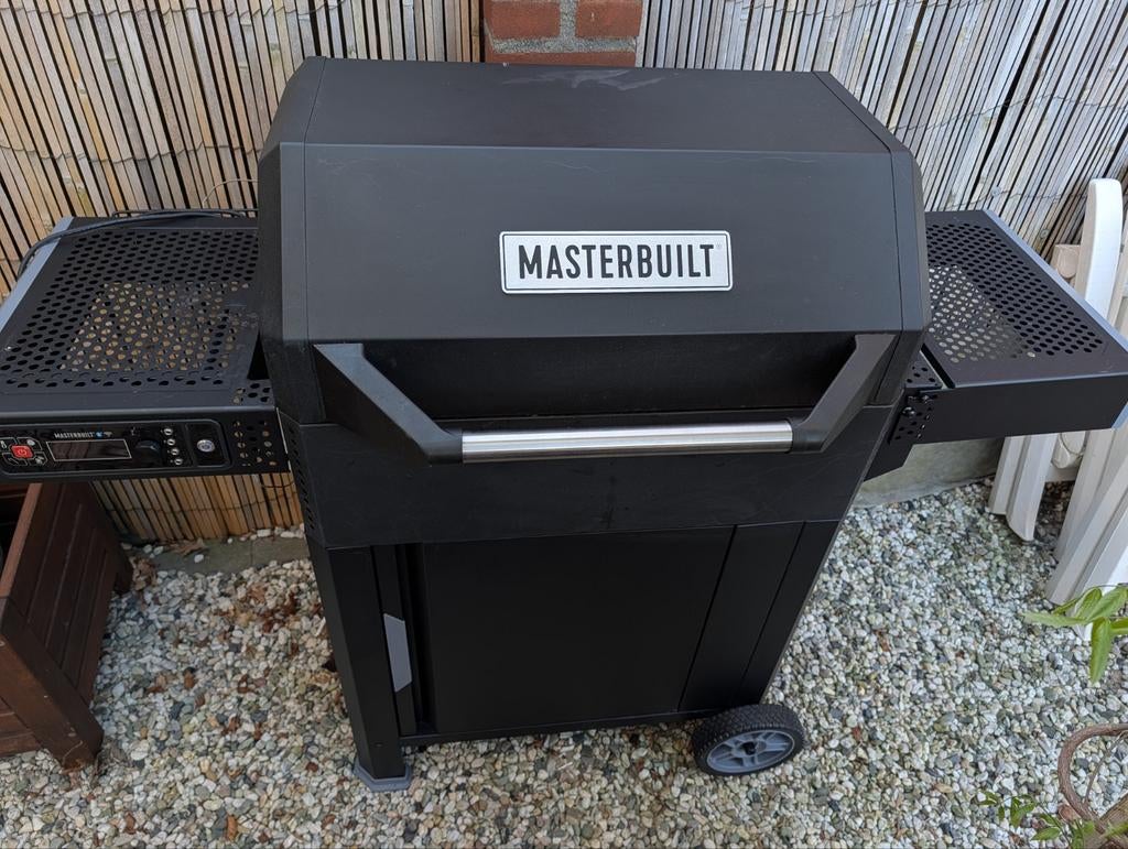 Masterbuilt Auto Ignite 545 Digitale Houtskool BBQ, Ophalen, Zo goed als nieuw, Masterbuilt, Met accessoires
