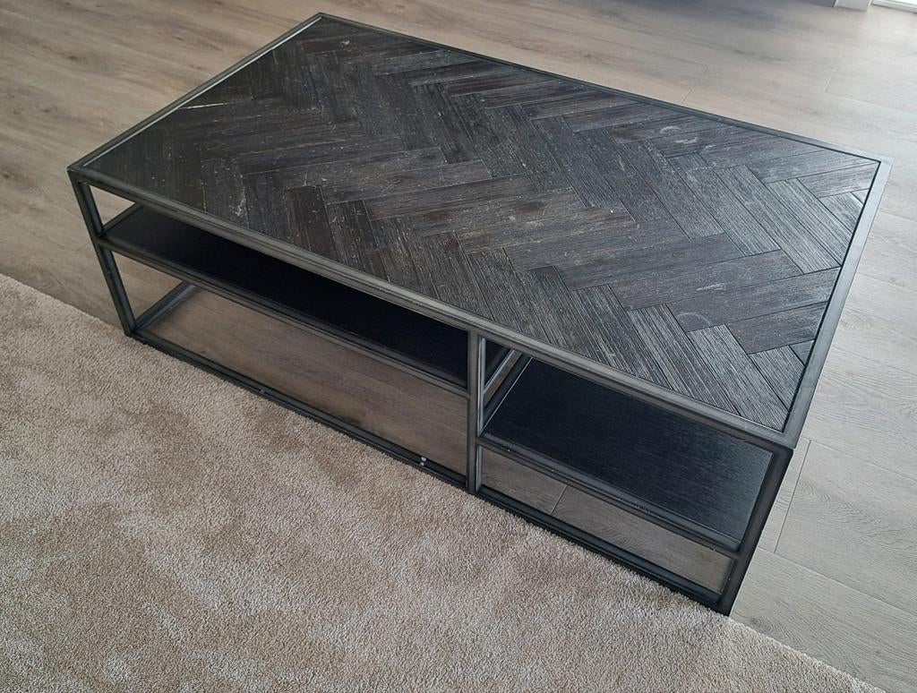 Eleonora Salontafel Hudson zwart 70 x 120 x 40

Visgraat, Ophalen, Gebruikt, 100 tot 150 cm, 50 tot 100 cm