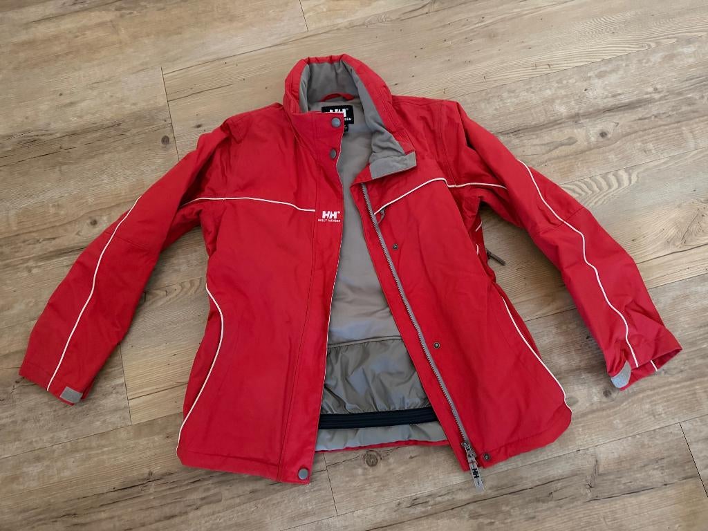 Helly Hansen dames ski jas – rood, maat M, Kleding | Dames, Wintersportkleding, Zo goed als nieuw, Jack, Maat 38/40 (M), Ophalen of Verzenden