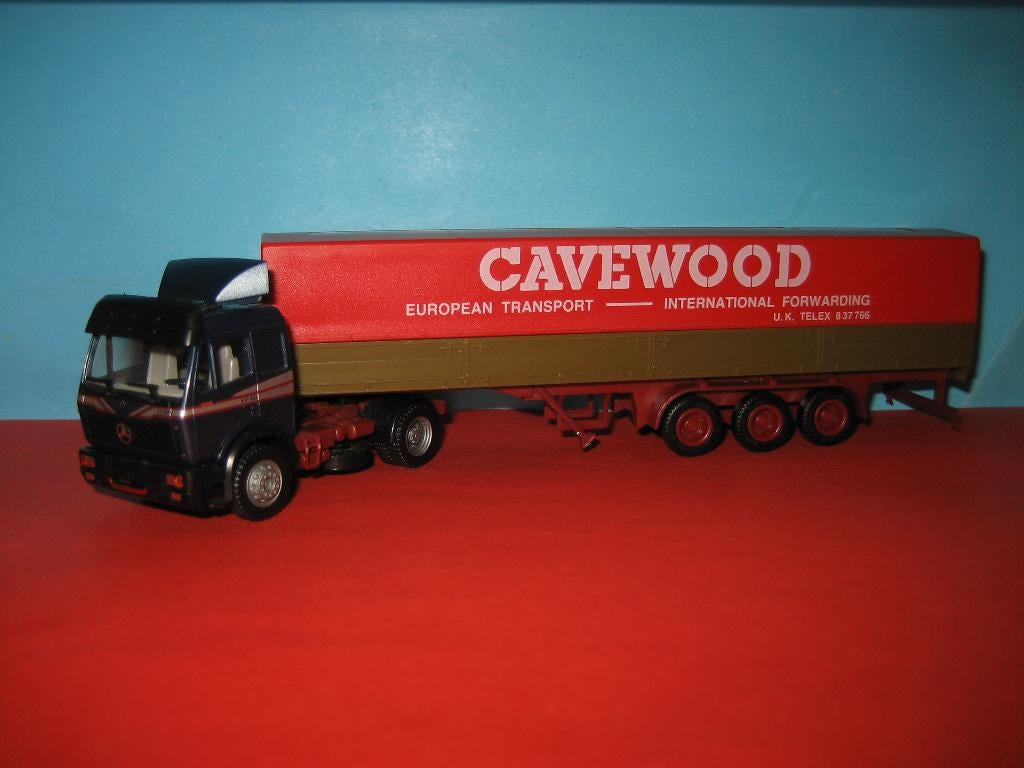 Cavewood  MERCEDES  met oplegger  Herpa, Ophalen of Verzenden, Zo goed als nieuw, Bus of Vrachtwagen, Herpa