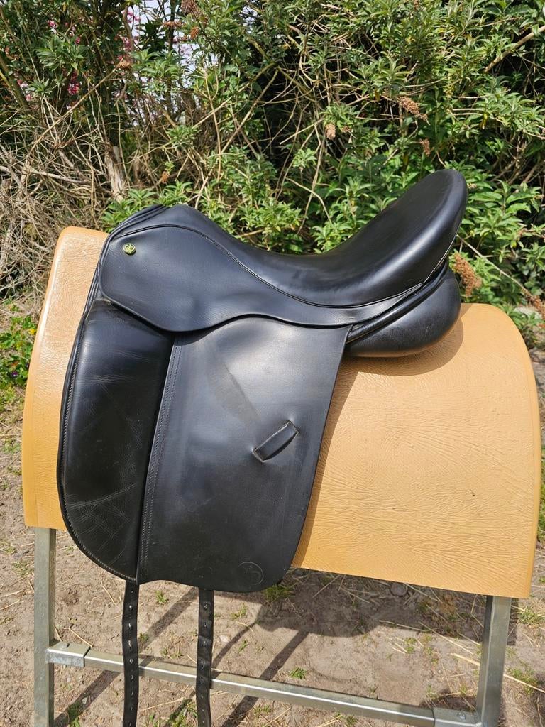 Ideal Crown Suzannah 18inch MW, Ophalen of Verzenden, Gebruikt, Dressuur