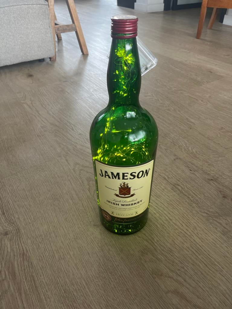 Jameson fles (4,5 liter) met lichtjes, Ophalen, Groen, Gebruikt, Overige stijlen