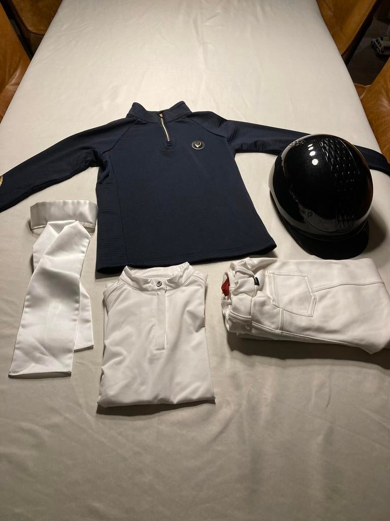 Cap rijlaarzen rijvest blauw dressuurpolo broek plastron, Dieren en Toebehoren, Paardrijkleding, Ophalen, Kinderen, Dressuur, Zo goed als nieuw