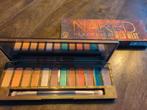 Urban Decay Wild West Eyeshadow Palette - Nieuw!, Nieuw, Ophalen of Verzenden, Make-up, Overige kleuren