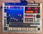 Roland MC-808 sampling groovebox, Muziek en Instrumenten, Drumcomputers, Ophalen, Gebruikt, Roland