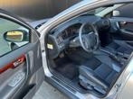 Volvo V70 2.4 T Automaat 200 pk, Auto's, Te koop, Zilver of Grijs, 1570 kg, Benzine