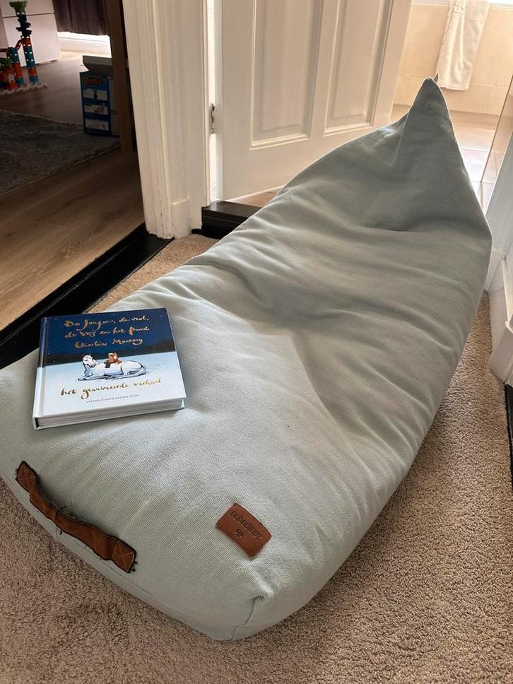 Zitzak voor kind van Nobodinoz lichtblauw, Huis en Inrichting, Zitzakken, Zo goed als nieuw, Blauw, Ophalen