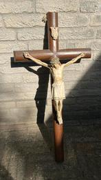 Antiek kruis met Jezus figuur., Ophalen, Gebruikt, Overige typen, Christendom | Katholiek