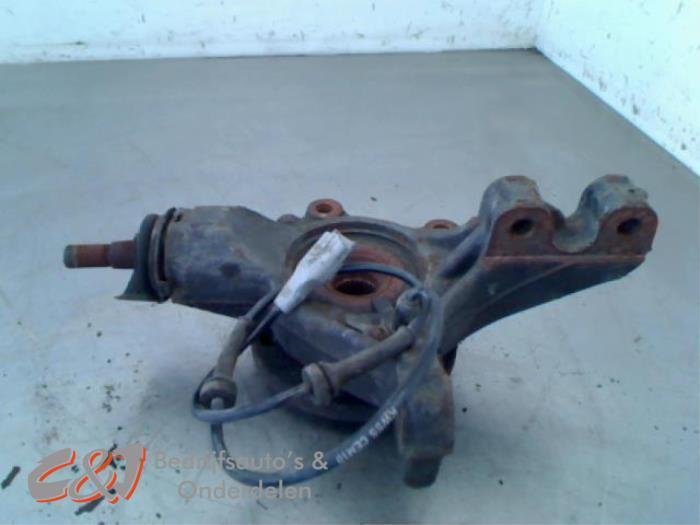 Fusee rechts-voor van een Peugeot Partner, Auto-onderdelen, Ophanging en Onderstel, Peugeot, Gebruikt, 3 maanden garantie, Ophalen of Verzenden