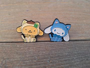 2 pins van een verkleede Pompompurin en Cinnamoroll te koop beschikbaar voor biedingen