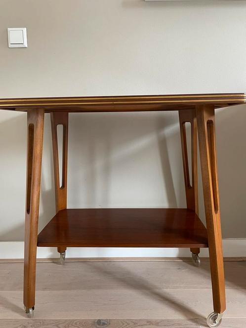 Platenspeler tafel / TV tafel / bartafel/ sidetable 1960, Huis en Inrichting, Tafels | Sidetables, Gebruikt, 25 tot 50 cm, 50 tot 100 cm