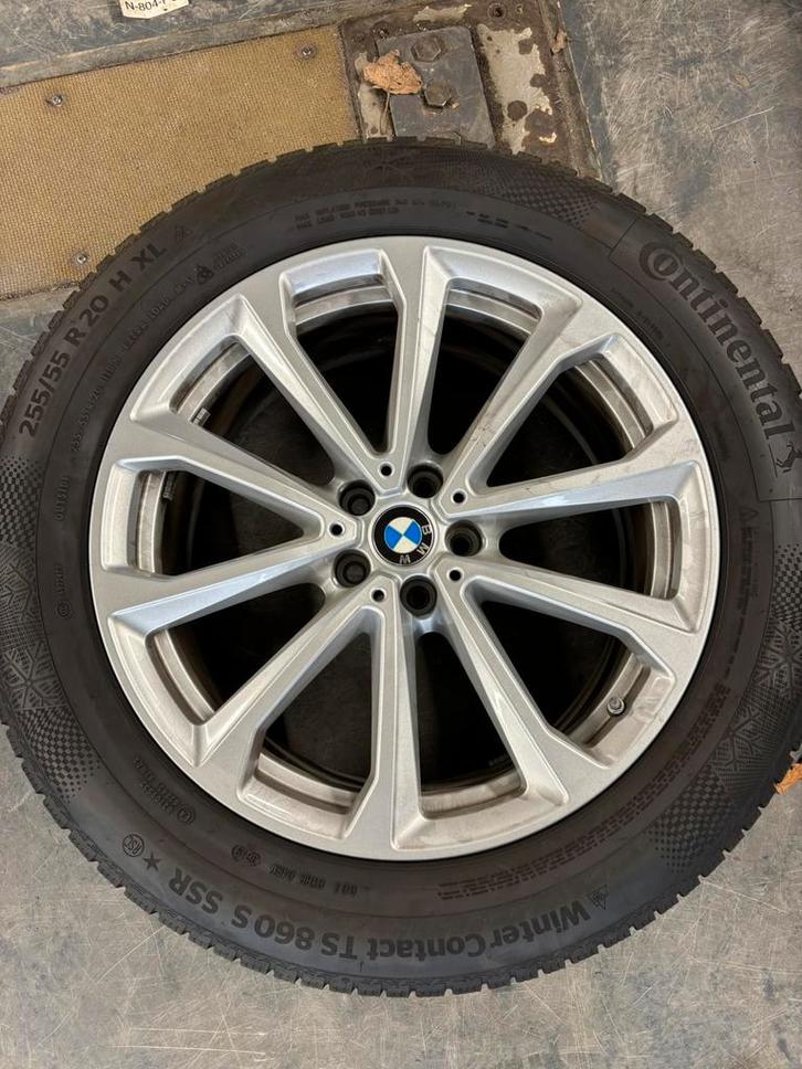 20 INCH ORIGINELE VELGEN +BANDEN BMW X7 G07 2019, Auto-onderdelen, Banden en Velgen, Banden en Velgen, Winterbanden, 20 inch, 255 mm