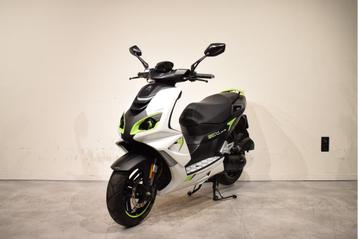 Peugeot Speedfight 4 | 2021 | 5000km | BROM beschikbaar voor biedingen