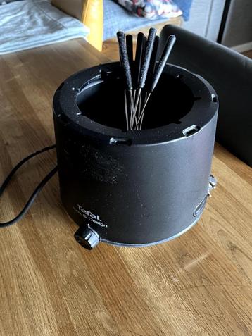 Tefal fondueset / Tefal fonduepan in nieuwstaat beschikbaar voor biedingen