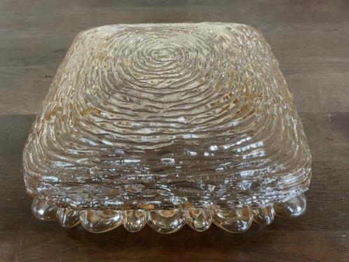 Grote vintage Plafonniere, vierkant amberkleurig, Huis en Inrichting, Lampen | Plafondlampen, Zo goed als nieuw, Glas, Ophalen of Verzenden