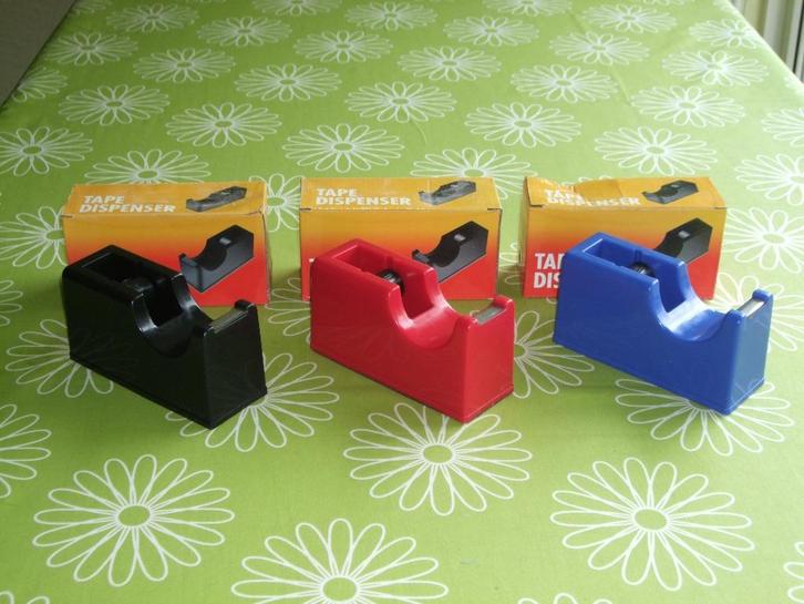 Nieuw in doos: Plakbandhouder - Tape dispencer, Diversen, Bureau-accessoires, Nieuw, Ophalen of Verzenden
