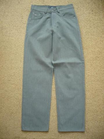 Canoe grijs maat 30 oftewel 46 - 48 splinternieuw beschikbaar voor biedingen