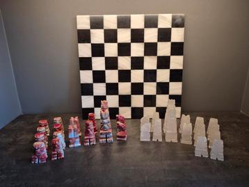 Fraai Onyx schaakbord beschikbaar voor biedingen