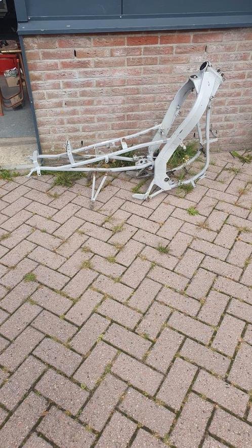 Aprilia RS50 Extrema Frame met Kenteken, Fietsen en Brommers, Brommeronderdelen | Oldtimers, Ophalen