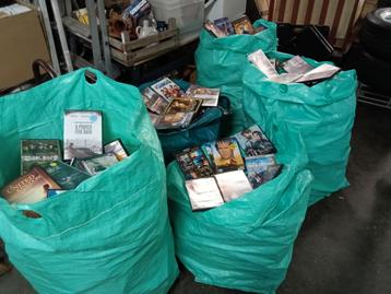Grote partij DVD's - 5 zakken vol! beschikbaar voor biedingen
