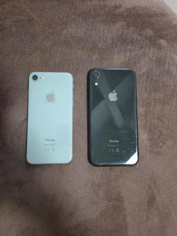 iPhone 8 & XR - 64GB - iCloudvrij beschikbaar voor biedingen