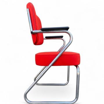 Jaren 50 fauteuil beschikbaar voor biedingen