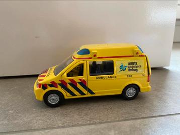 Ambulance speelgoed wens ambulance beschikbaar voor biedingen