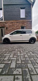 Volkswagen High Up! GTI-look., Auto's, Volkswagen, Voorwielaandrijving, Up!, 840 kg, 4 stoelen