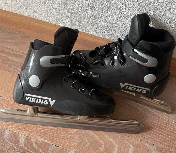 Viking Combinoren Maat 33 - Netjes! ZGAN   nog beschikbaar!!, Sport en Fitness, Schaatsen, Zo goed als nieuw, Combinoren, Viking