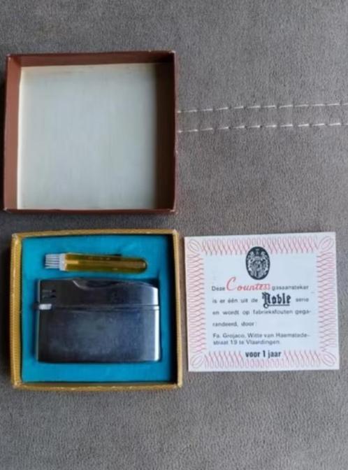 Vintage Noble gas lighter Countess (gasaansteker), Verzamelen, Rookartikelen, Aanstekers en Luciferdoosjes, Gebruikt, Aansteker