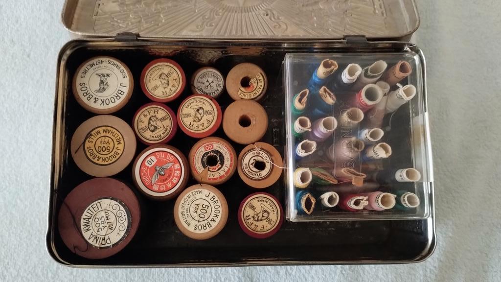 Vintage naaigerei set, Ophalen, Gebruikt, Garen of Naald(en)