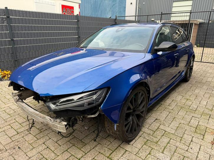 Audi RS6 Performance 2016 Ceramic Blue Carbon Ex BPM, Auto diversen, Schadeauto's, Audi, Automaat, Benzine, Blauw, Ophalen