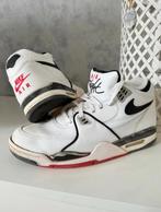 Nike Air Flight sneakers - Maat 45 - Wit, Veel gedragen, Verzenden, Wit, NIKE, Gedragen