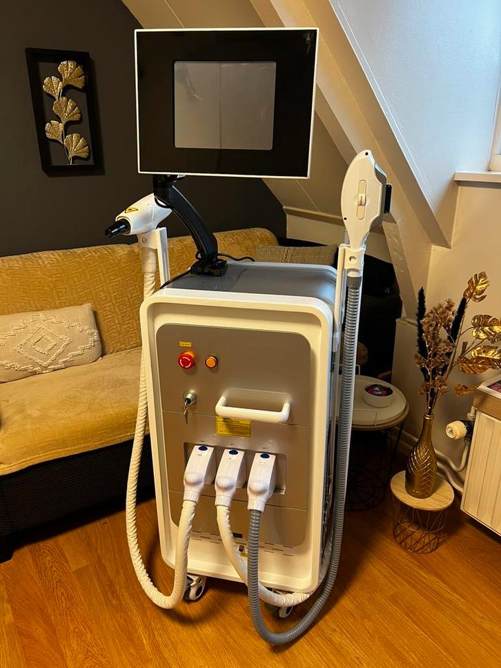 Professioneel 3 in 1 IPL, YAG, RF laser, Diensten en Vakmensen, Schoonheidsspecialisten | Overige, Huidbehandeling, Ontharing