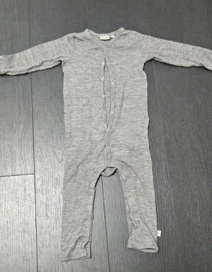 Wheat wollen pyjama pakje onesee maat 86, Kinderen en Baby's, Babykleding | Maat 86, Zo goed als nieuw, Jongetje of Meisje, Pakje