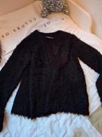 Zwart vestje mt 134. BIZZY, Kinderen en Baby's, Kinderkleding | Maat 134, Ophalen of Verzenden, Zo goed als nieuw, Meisje, Trui of Vest