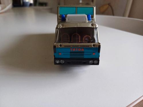 oude blikken plastic vrachtwagen Tatra T 815 1:43, Hobby en Vrije tijd, Modelauto's | 1:43, Gebruikt, Bus of Vrachtwagen, Overige merken