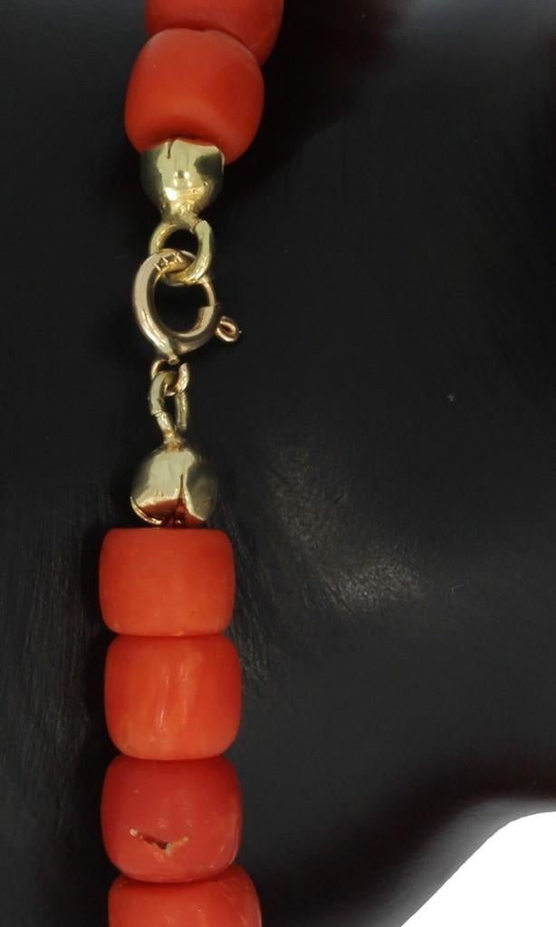 Bloedkoraal antieke armband 14k gouden slot dames vintage, Sieraden, Tassen en Uiterlijk, Antieke sieraden, Ophalen of Verzenden