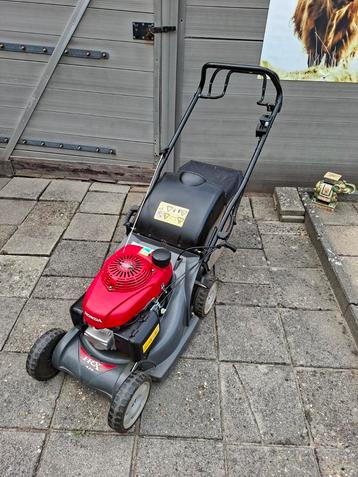Honda hrx 426 grasmaaier met aandrijving  beschikbaar voor biedingen