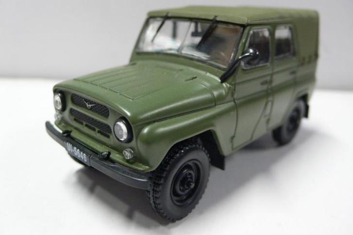 uaz - militaire russische jeep - 1/43, Hobby en Vrije tijd, Modelauto's | 1:43, Nieuw, Auto, Overige merken, Verzenden
