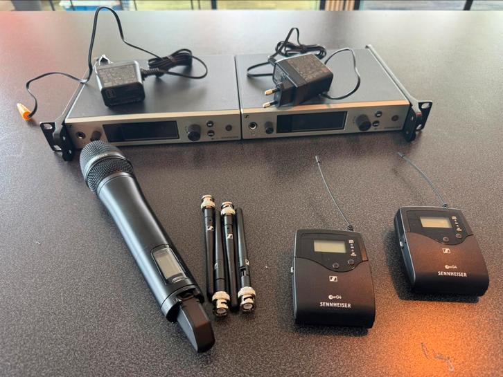 Dubbele sennheiser EW 500 set incl handheld en 2 beltpacks, Muziek en Instrumenten, Microfoons, Gebruikt, Overige typen, Draadloos