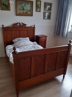 Antiek bed / ledikant+ nachtkastje, Ophalen of Verzenden
